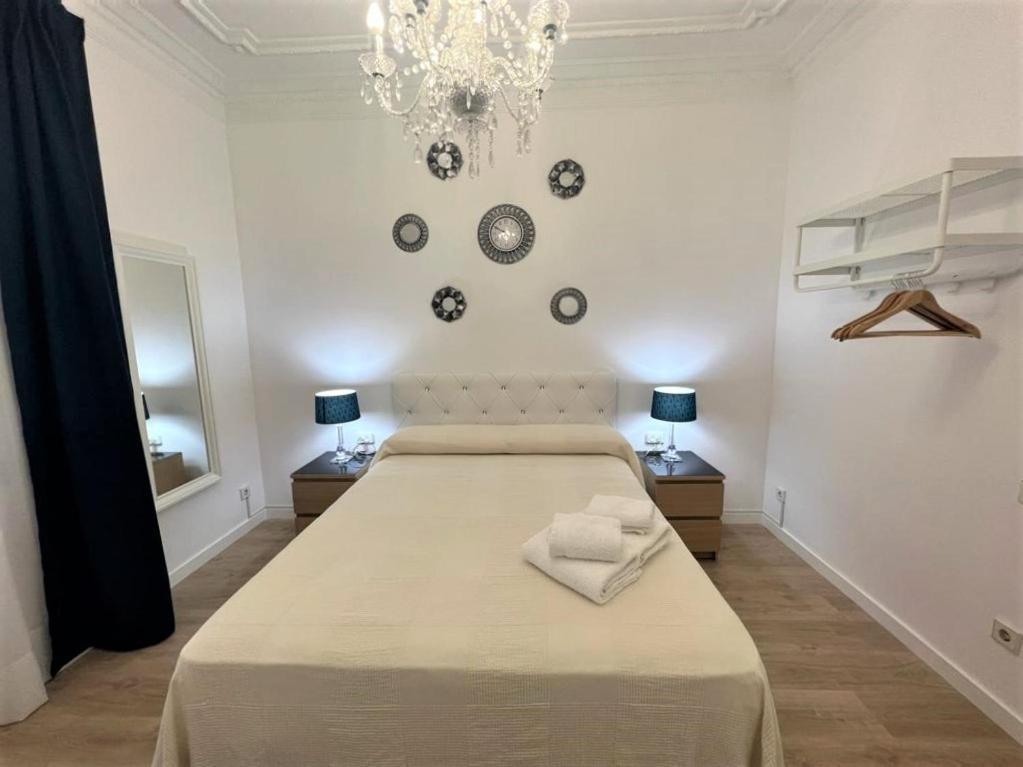 Flor Habitaciones Barcelona Exterior photo
